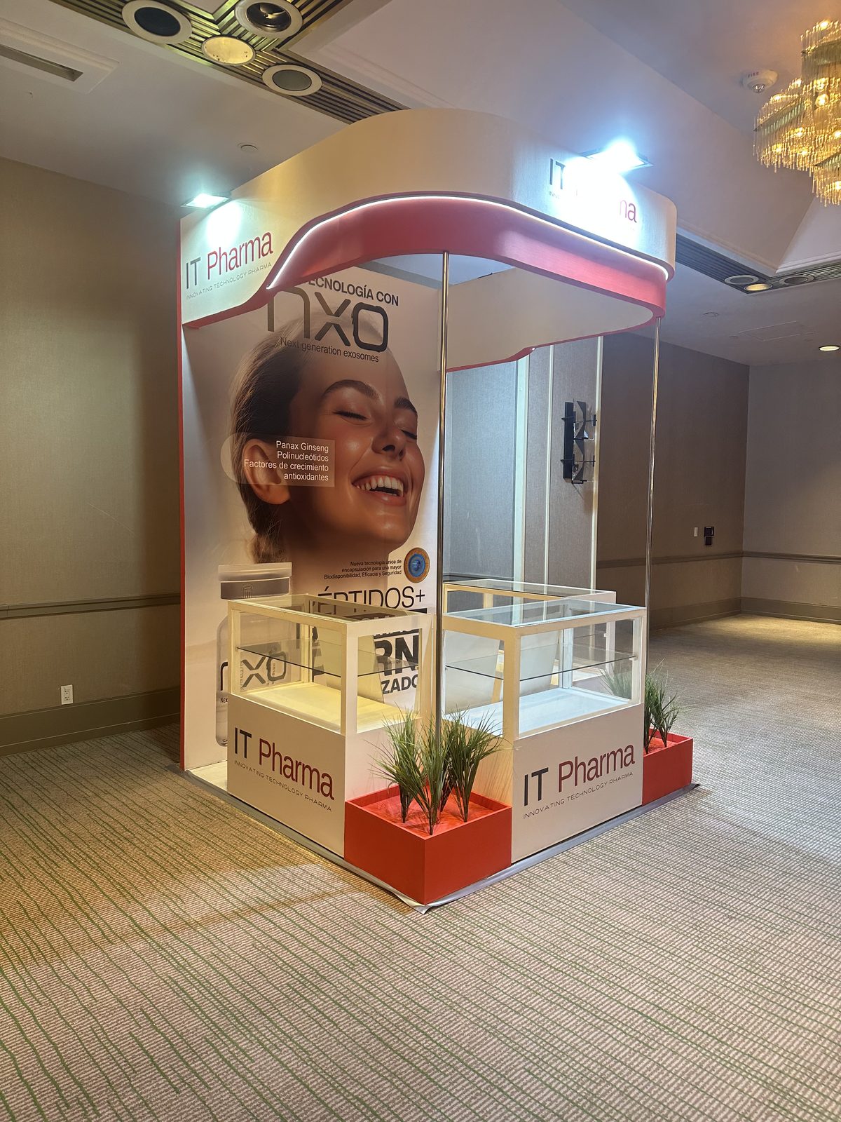 IT Pharma — NXO — Stand híbrido — NXO Tecnología